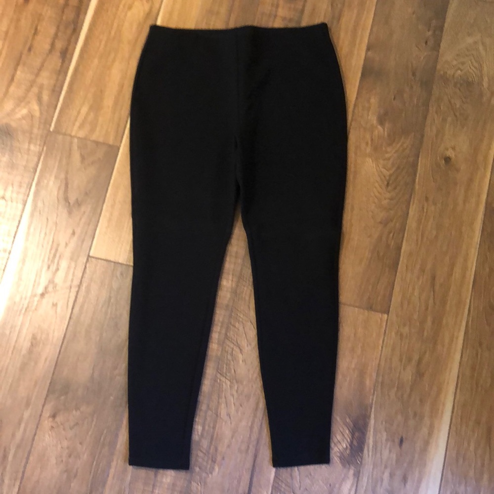 Chico’s So Slimming Pant